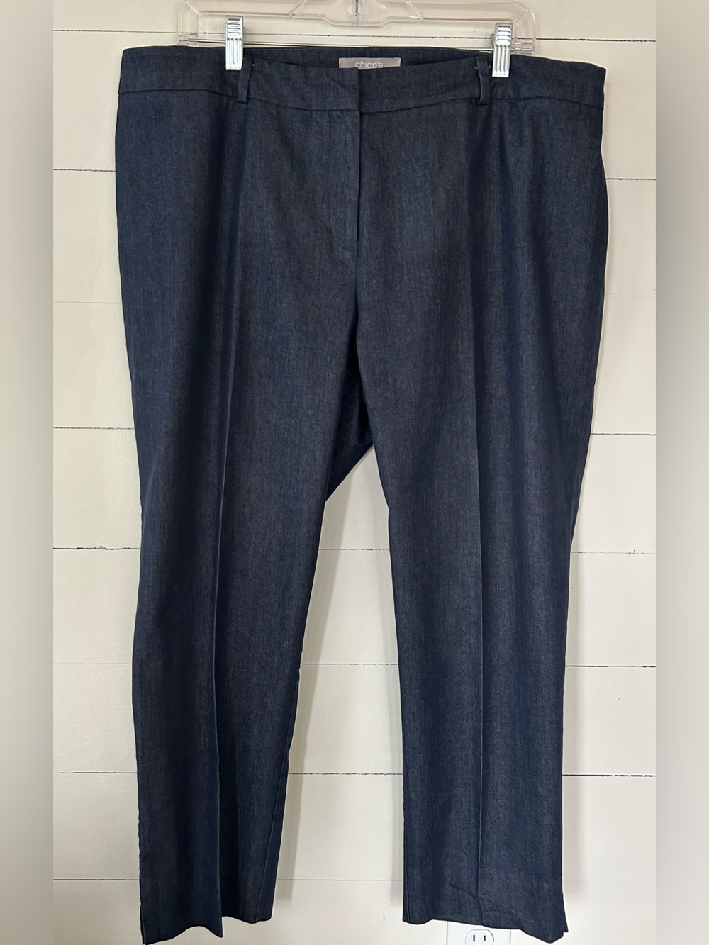 Chico's Women’s Dark Indigo Straight-Leg Capri Jeans, Size 3 or XL. - Picture 1 of 5